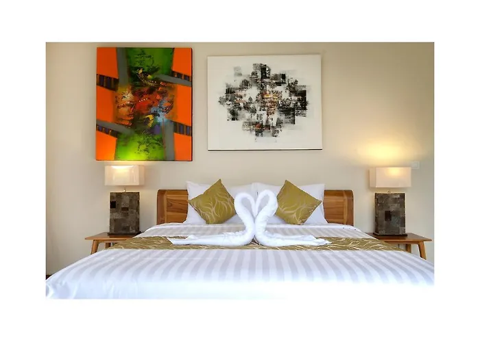 Narendra Suites
